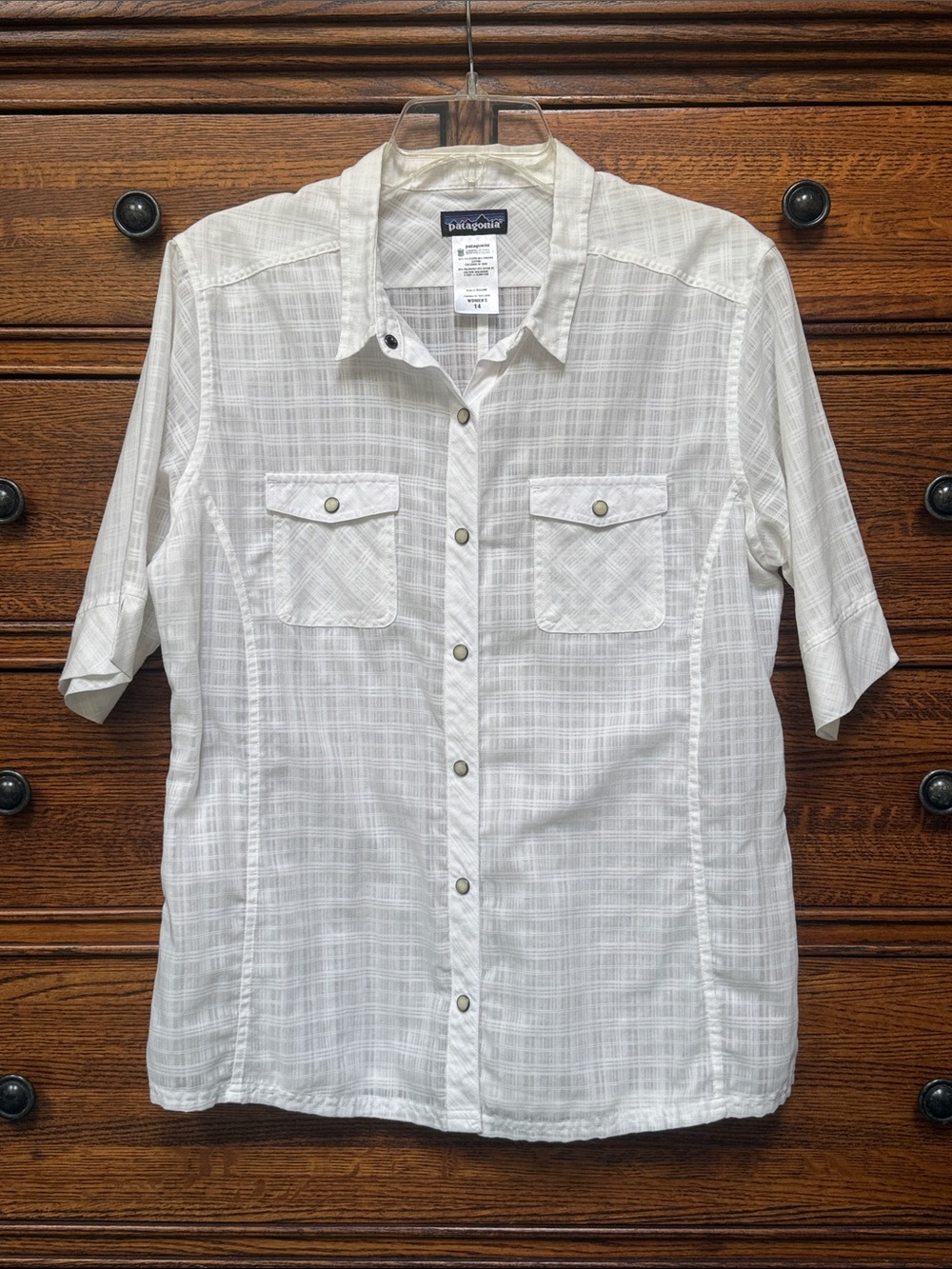 Patagonia Women's Lightweight Western Style Pearl Snap Button Down Blouse sz 14